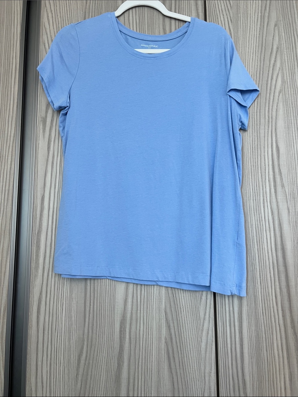 Banana Republic Light Blue Short Sleeve Crew Tee